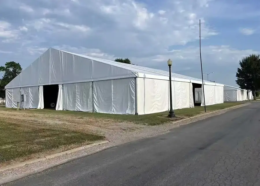 Carpa cerrada para industria y depósito
